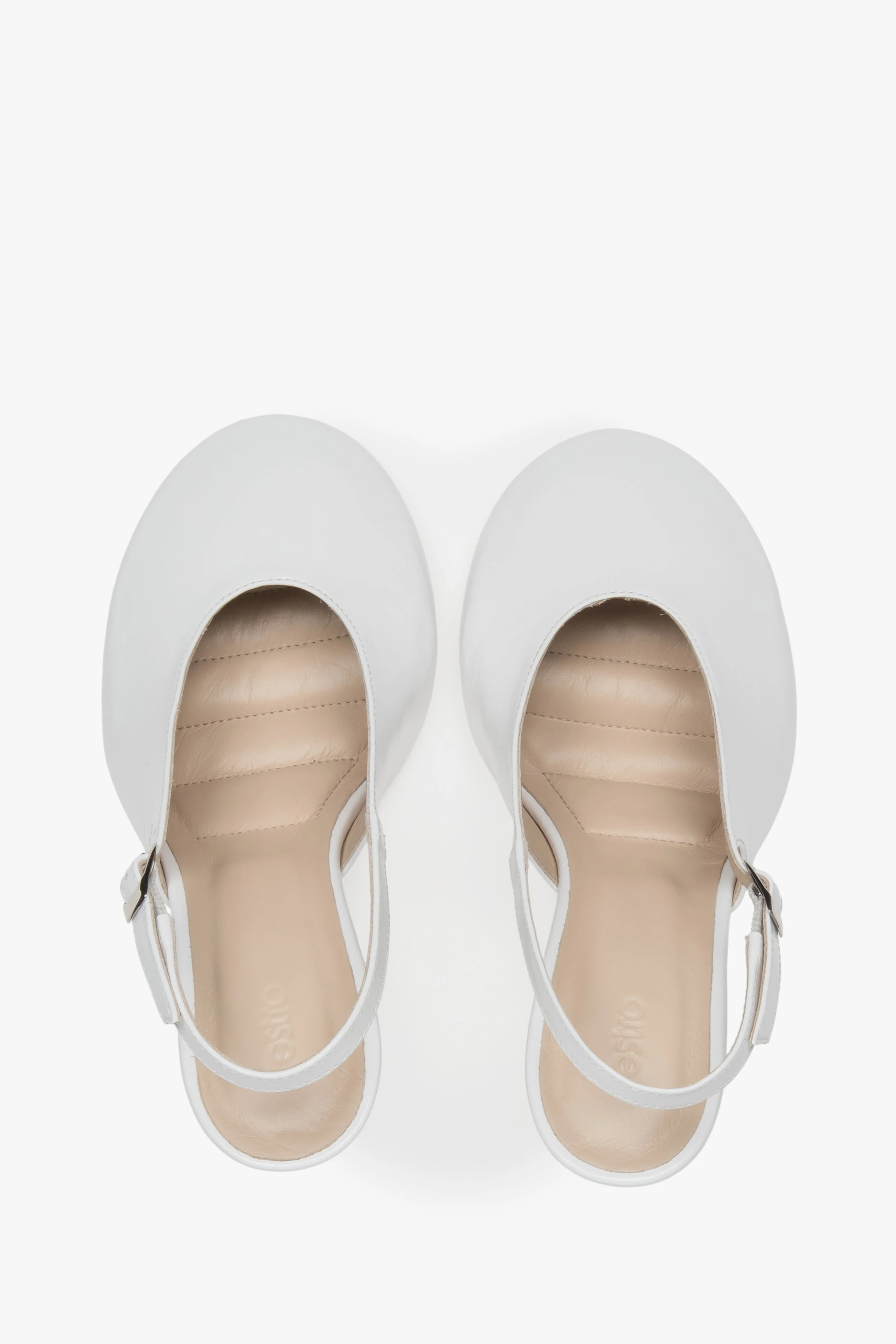 Białe buty na obcasie typu slingback z włoskiej skóry lakierowanej Premium Estro ER00117541 - Image 5