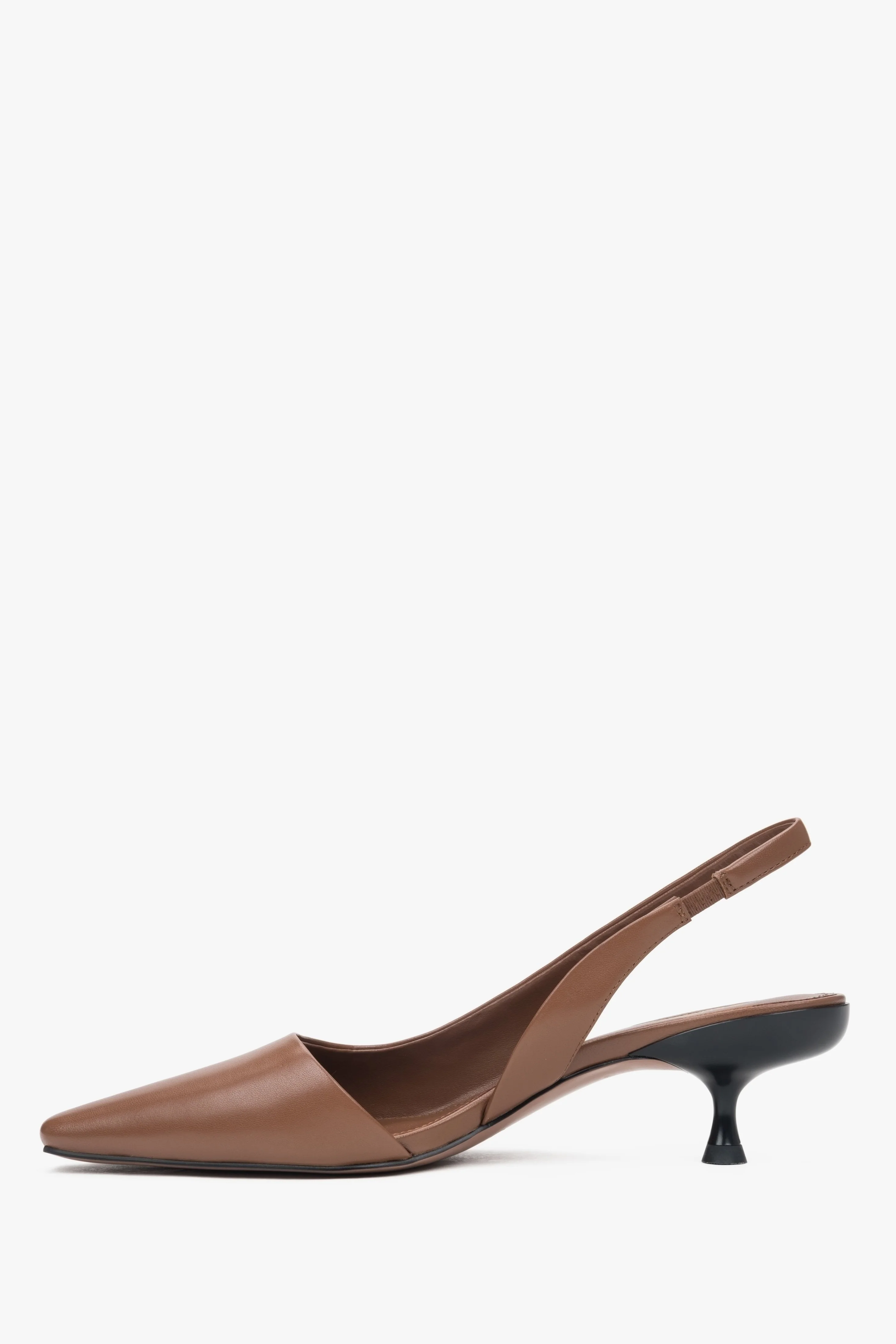 Brązowe skórzane czółenka damskie na niskim obcasie typu slingback Estro ER00116927 - Image 3