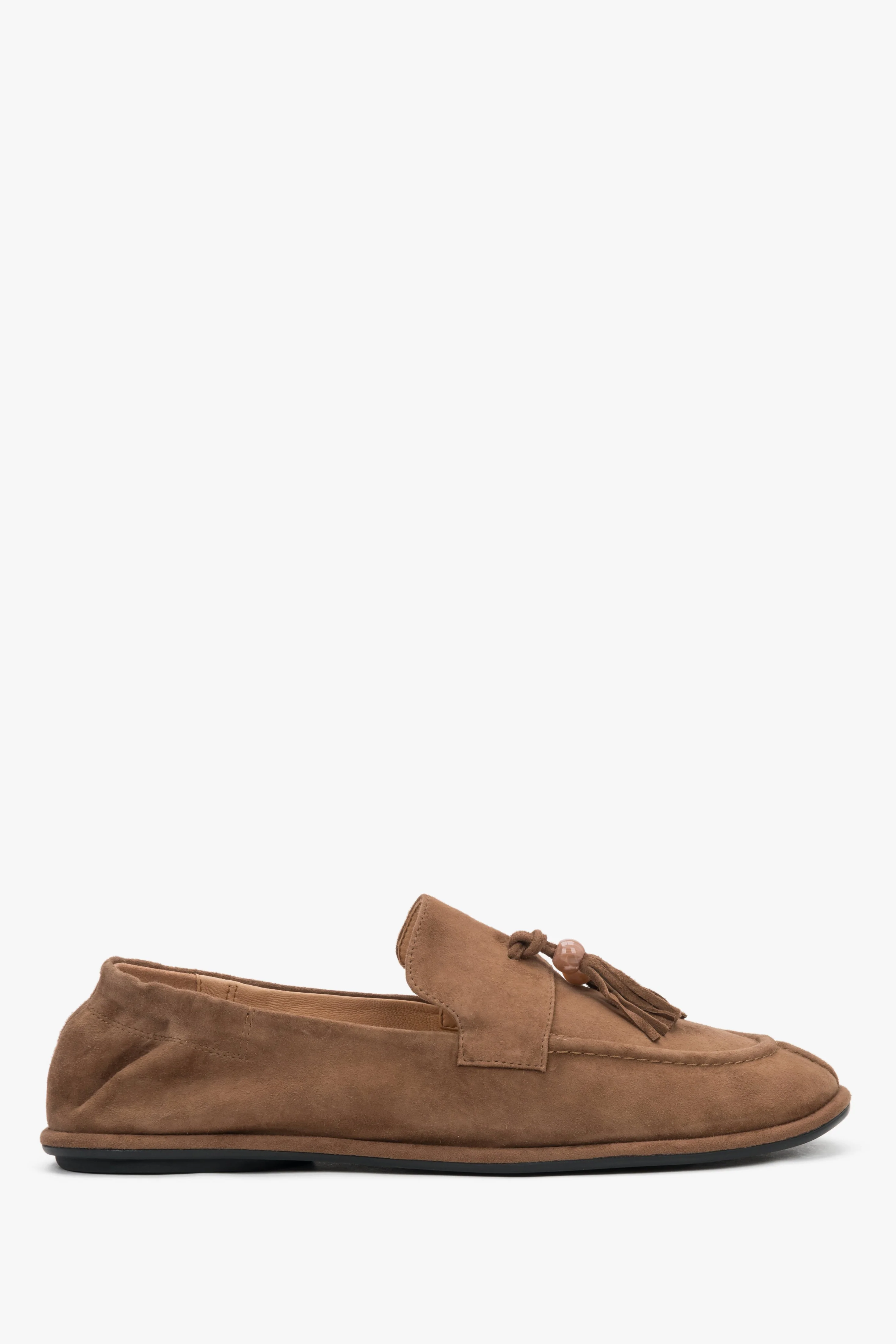 Jasnobrązowe loafersy damskie z ozdobnym chwostem typu barefoot z weluru naturalnego Estro ER00119872 - Image 3