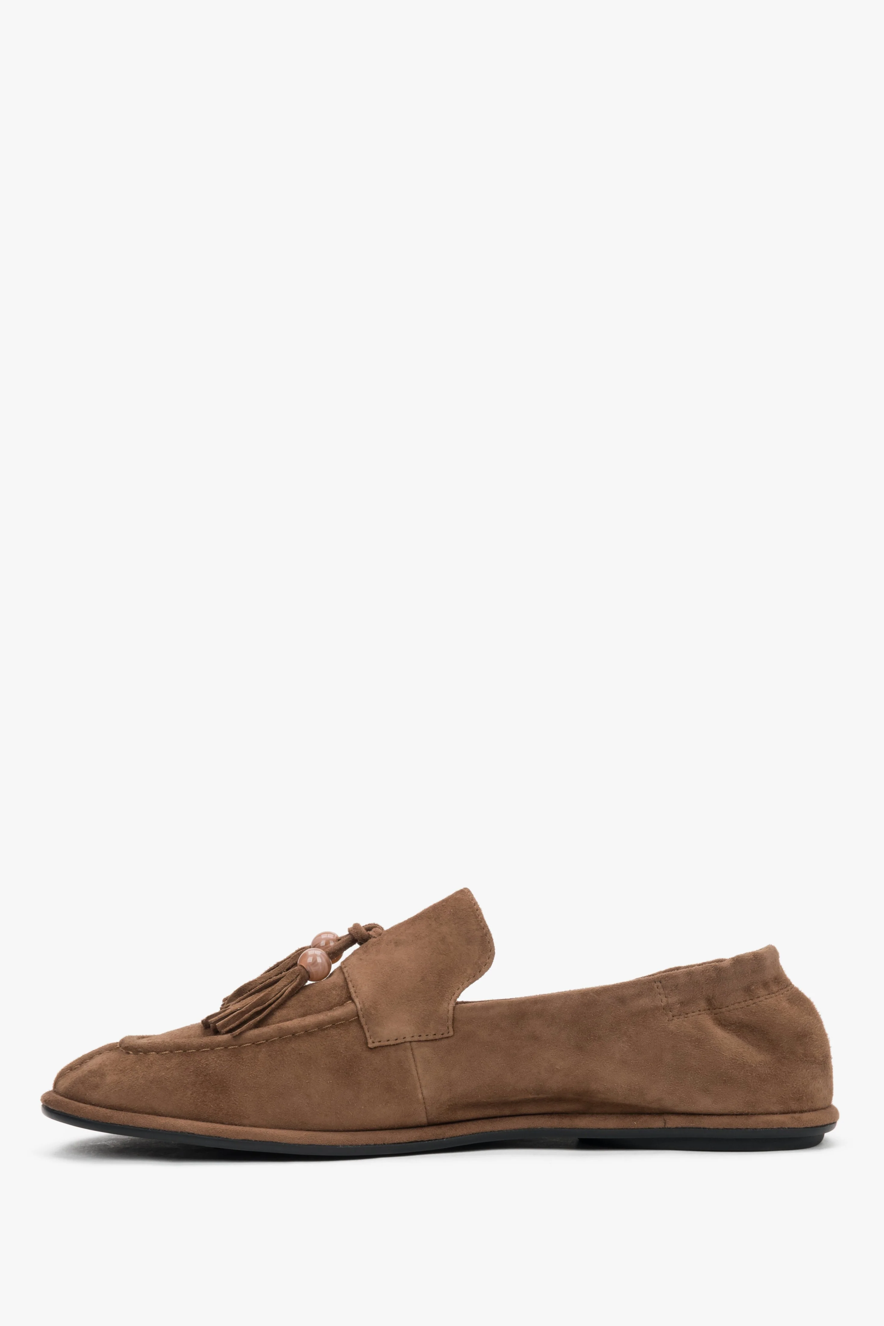 Jasnobrązowe loafersy damskie z ozdobnym chwostem typu barefoot z weluru naturalnego Estro ER00119872 - Image 8
