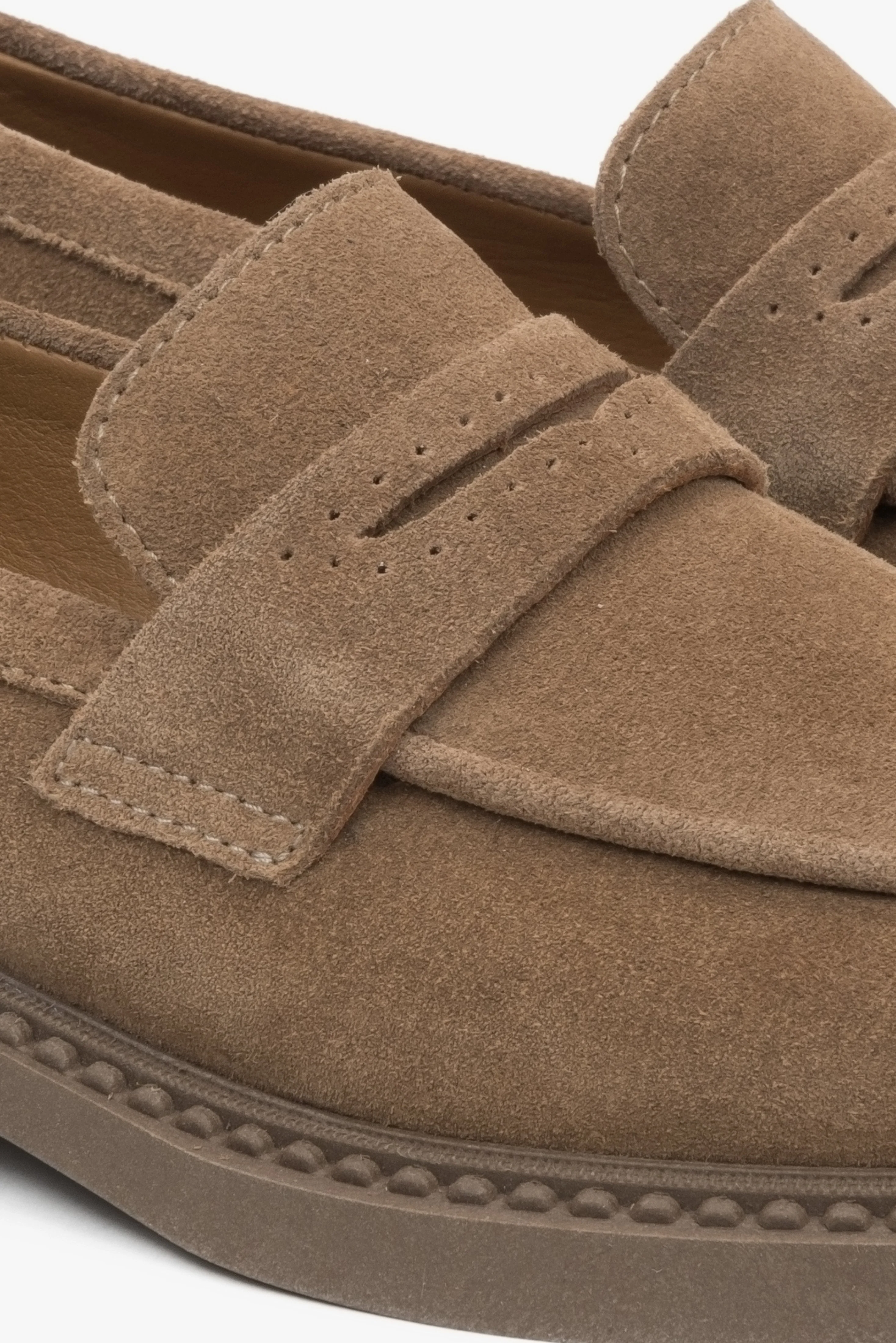 Klasyczne jasnobrązowe loafersy damskie typu Penny z włoskiego weluru naturalnego Estro ER00116886 - Image 6
