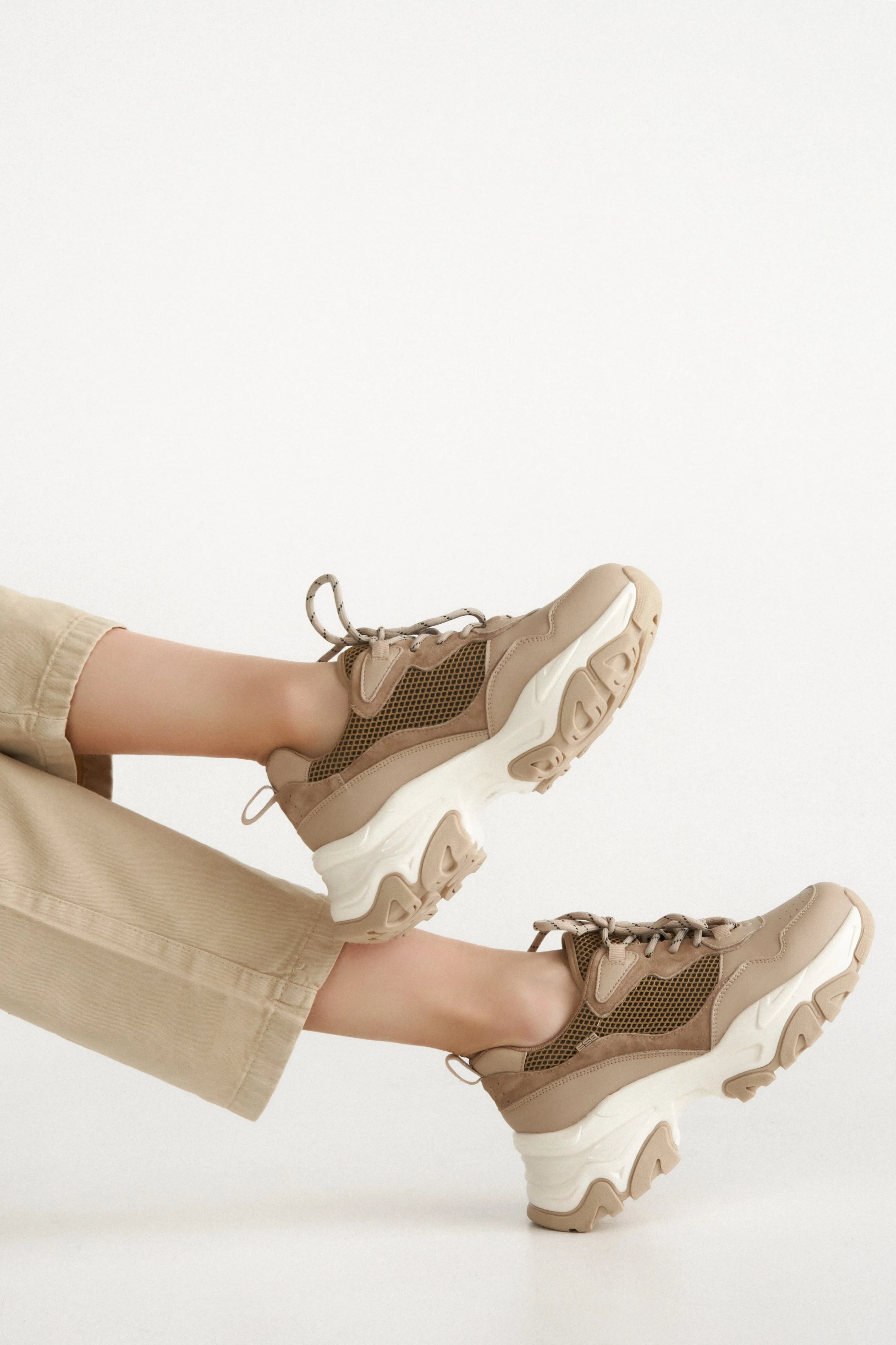 Beżowo-brązowe sneakersy damskie ze skóry naturalnej ES8 ER00112277 - Image 3