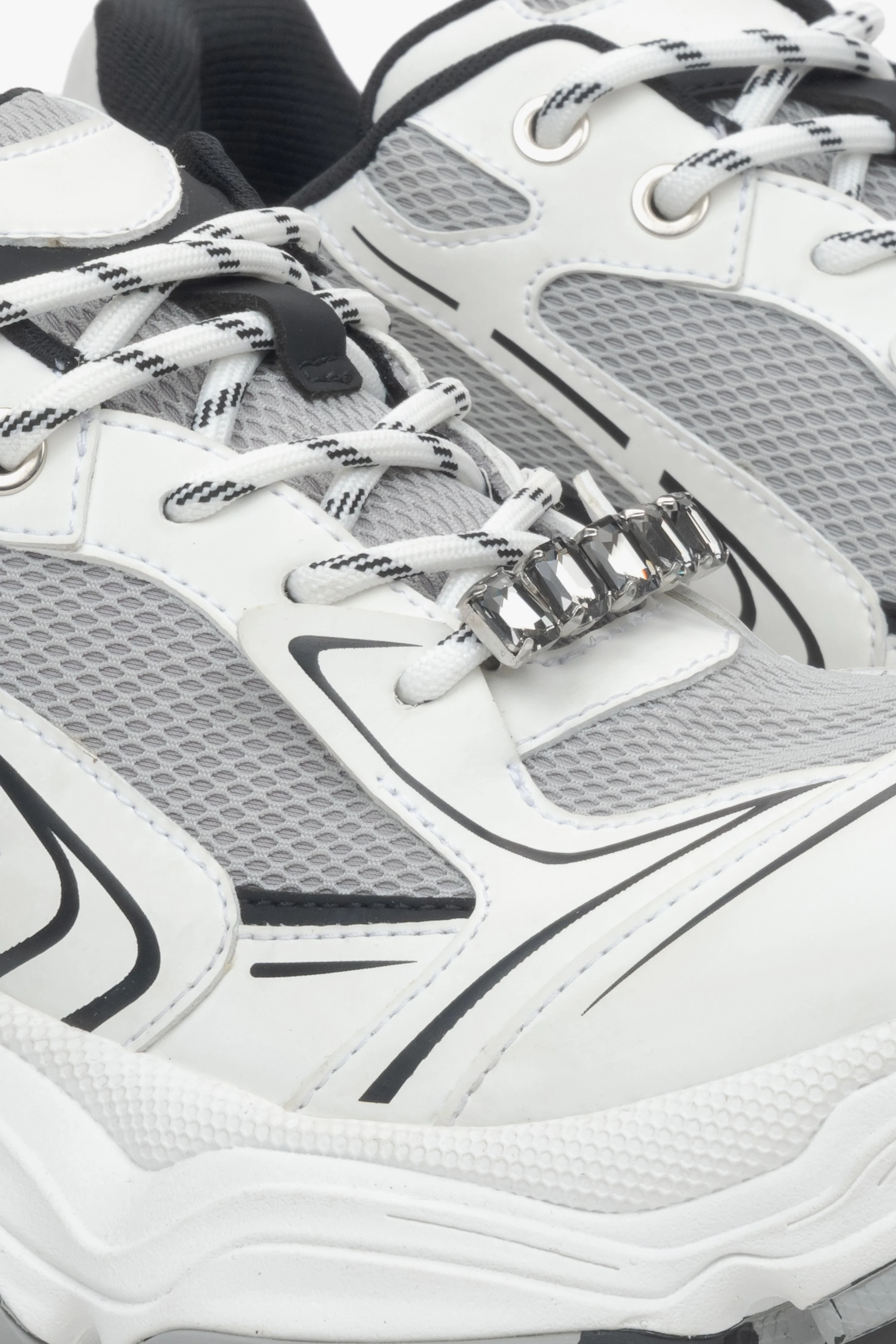 Białe sneakersy damskie z czarnymi detalami i masywną podeszwą ES8 ER00115887 - Image 7