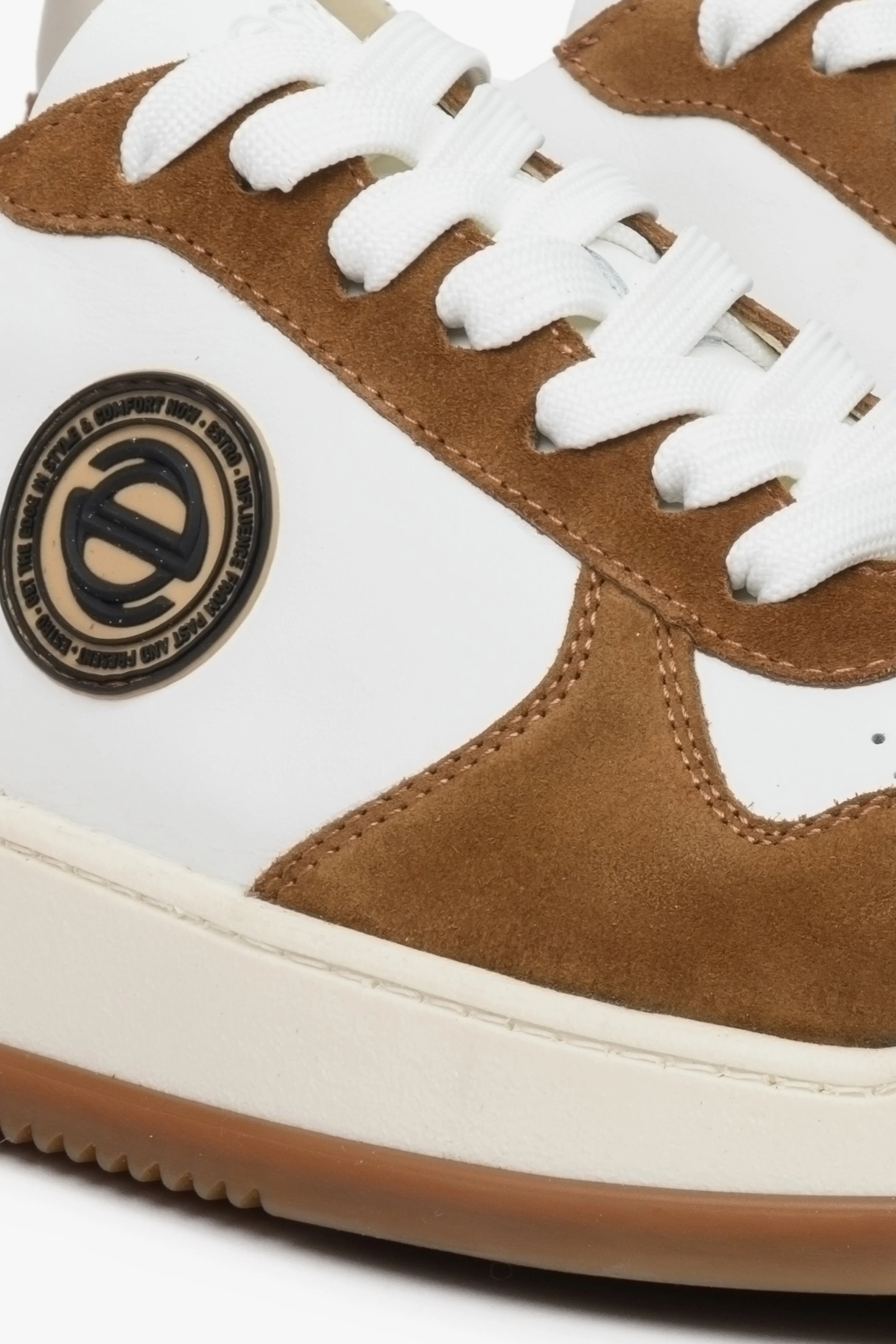 Biało-brązowe sneakersy męskie z zamszu i skóry naturalniej Estro ER00113017 - Image 7