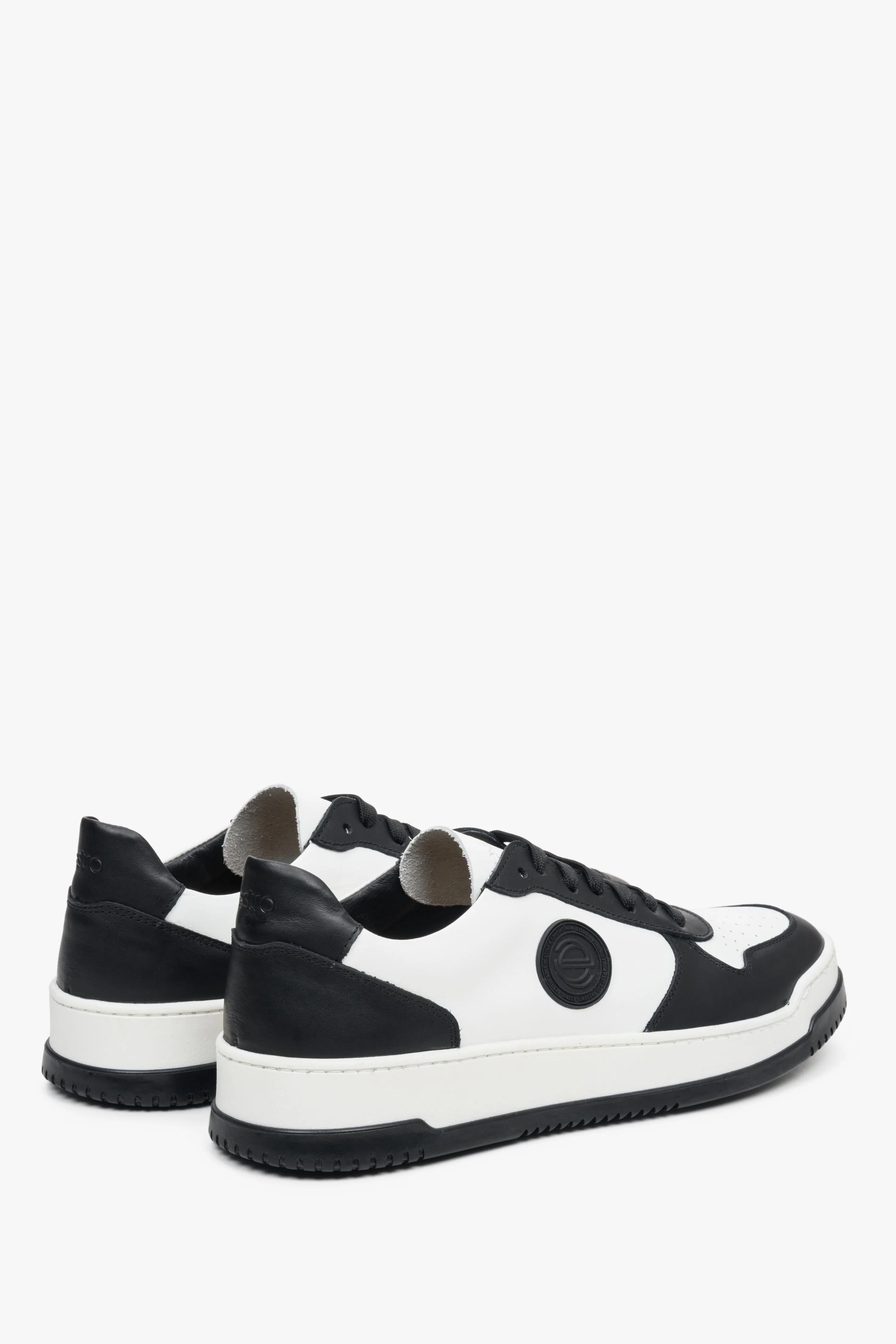 Biało-czarne sneakersy męskie z zamszu i skóry naturalniej Estro ER00112970 - Image 6